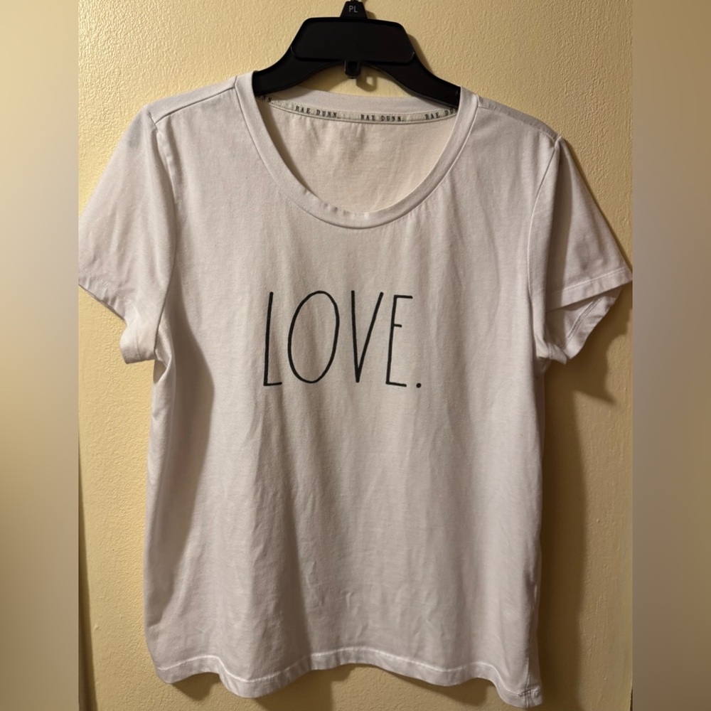 Rae Dunn White 'LOVE' Short Sleeve Tee